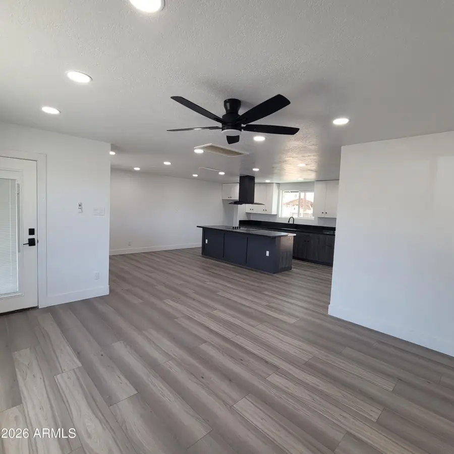 4022 N 55th Avenue, Phoenix, AZ 85031 - #3