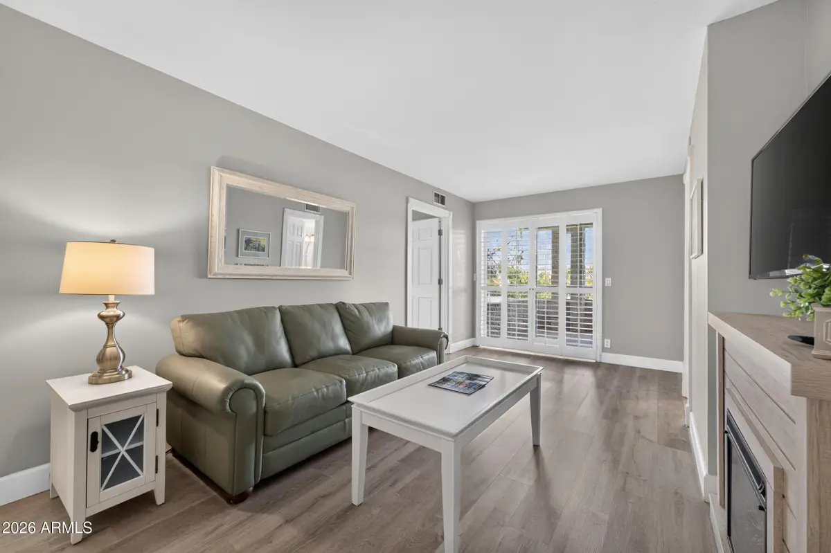 5102 N 31st Place #433, Phoenix, AZ 85016 - #1