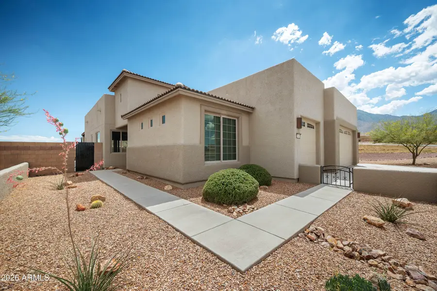 6691 E Saddlehorn Circle, Hereford, AZ 85615 - #2