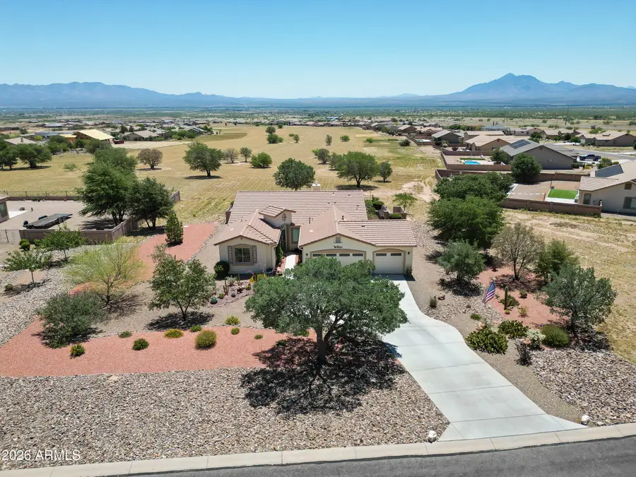 6439 E Saddlehorn Circle, Hereford, AZ 85615 - #3