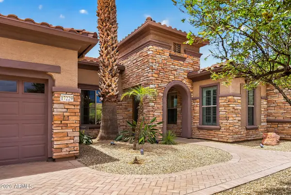 17229 W Whitmore Hall Lane, Surprise, AZ 85387