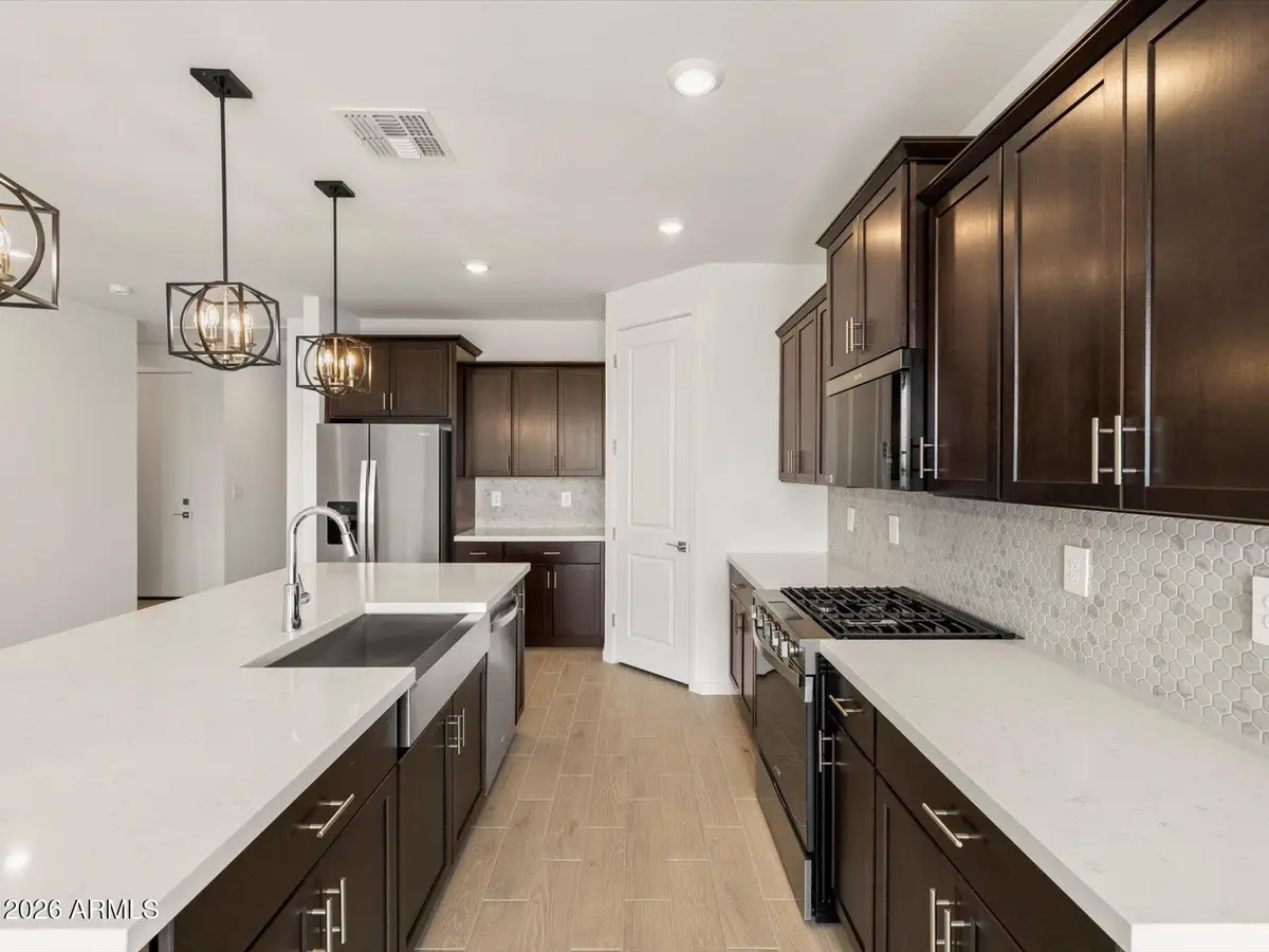 10819 W Jones Avenue, Tolleson, AZ 85353 - #1