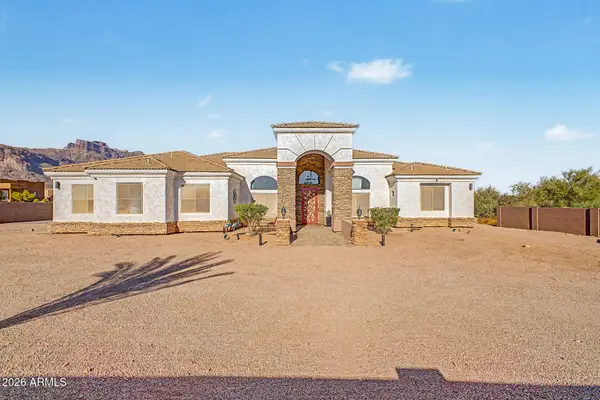 529 S Val Vista Road, Apache Junction, AZ 85119
