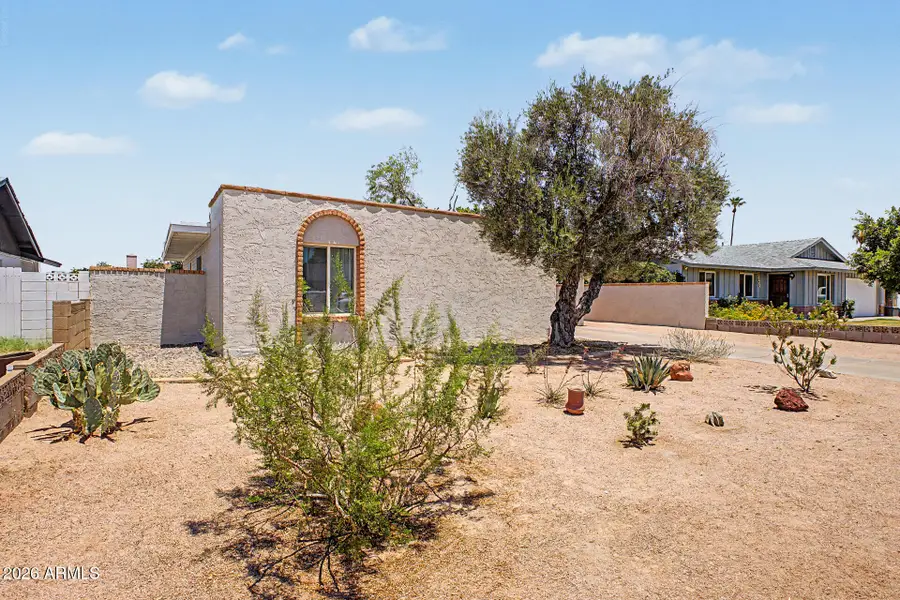 2460 E Pebble Beach Drive, Tempe, AZ 85282 - #3