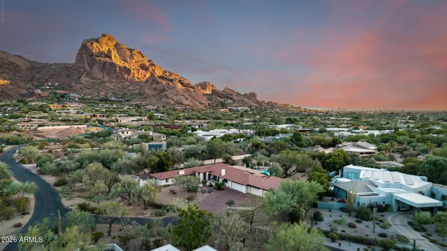 6210 N Camelback Manor Drive, Paradise Valley, AZ 85253 - #2