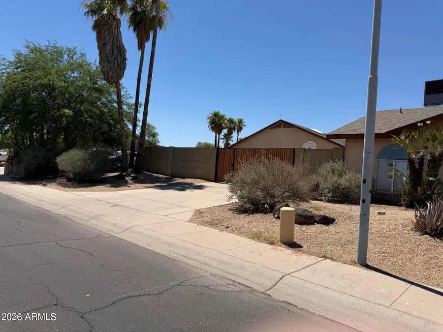 8659 W Earll Drive W, Phoenix, AZ 85037 - #2