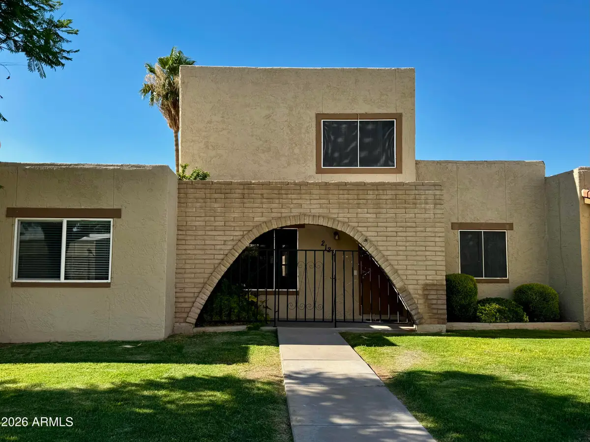 2126 E Villa Court, Tempe, AZ 85282 - #1