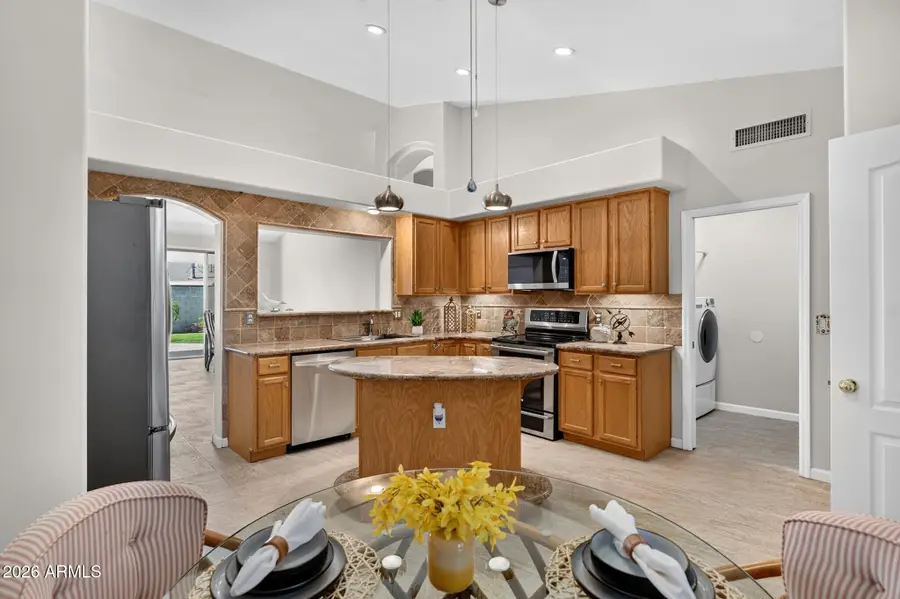 244 E Horseshoe Avenue, Gilbert, AZ 85296 - #2