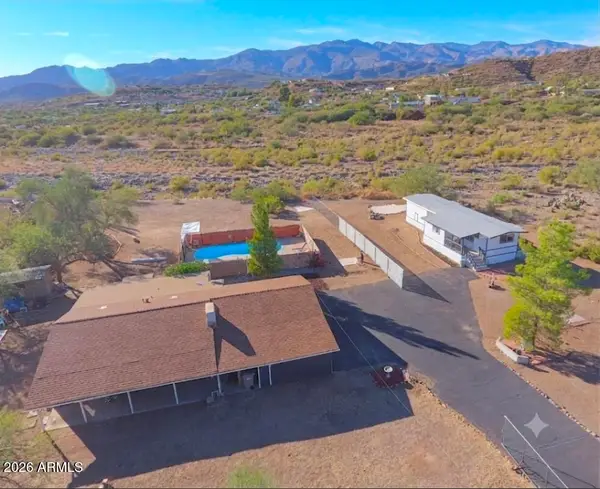 33400 S Ta Do Hoya Trail, Black Canyon City, AZ 85324