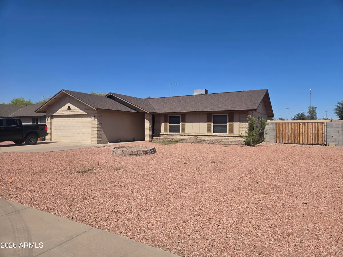 8601 N 83rd Drive, Peoria, AZ 85345 - #1