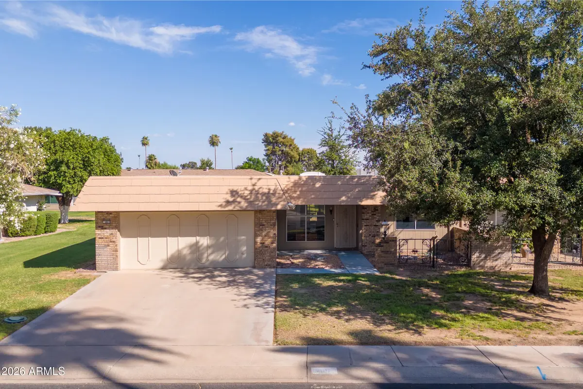9801 W Pleasant Valley Road, Sun City, AZ 85351 - #1