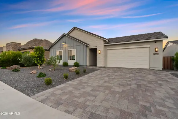 4800 W Flat Iron Court, San Tan Valley, AZ 85144