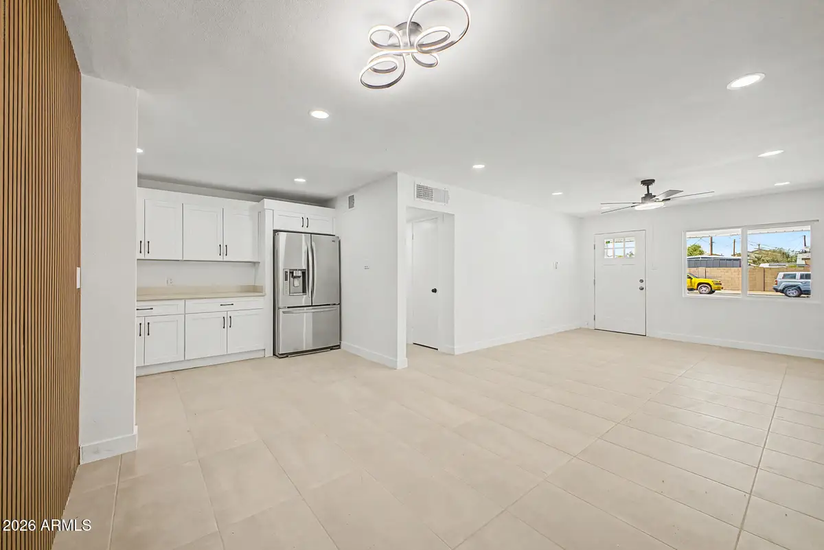 2305 W Maryland Avenue, Phoenix, AZ 85015 - #1