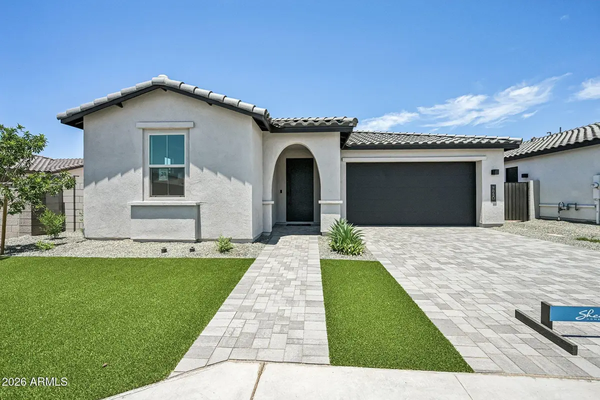 7950 W Loma Lane, Peoria, AZ 85345 - #1