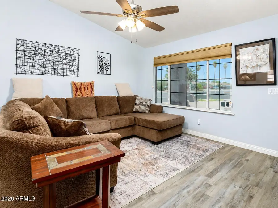 824 W 15th Avenue, Apache Junction, AZ 85120 - #3