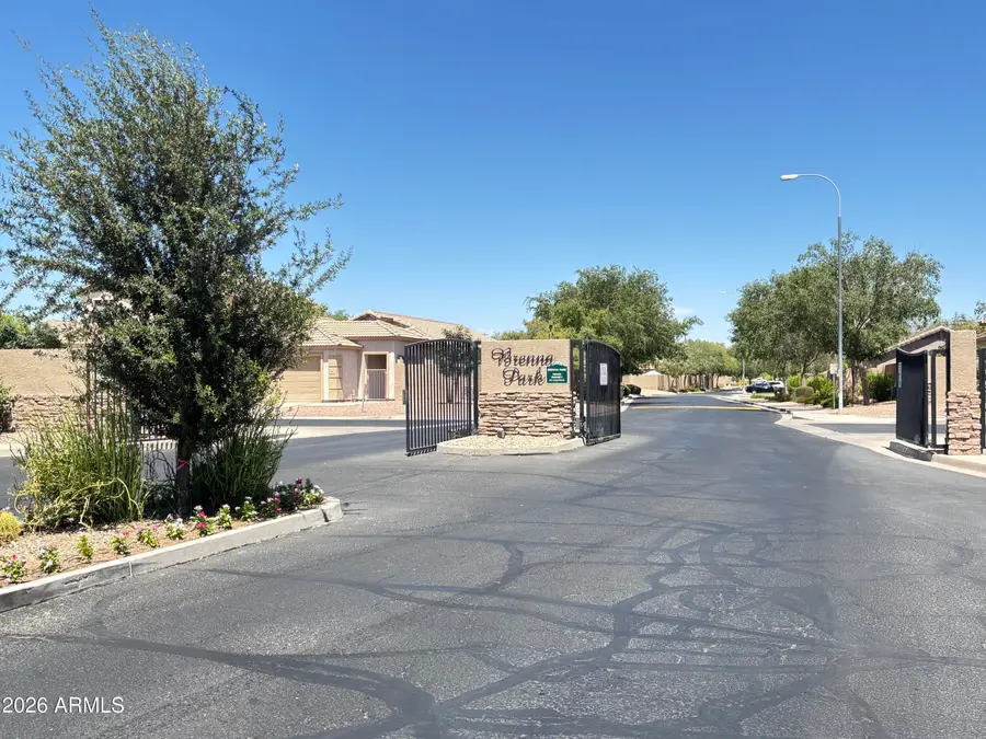 62 S Valencia Place, Chandler, AZ 85226 - #2