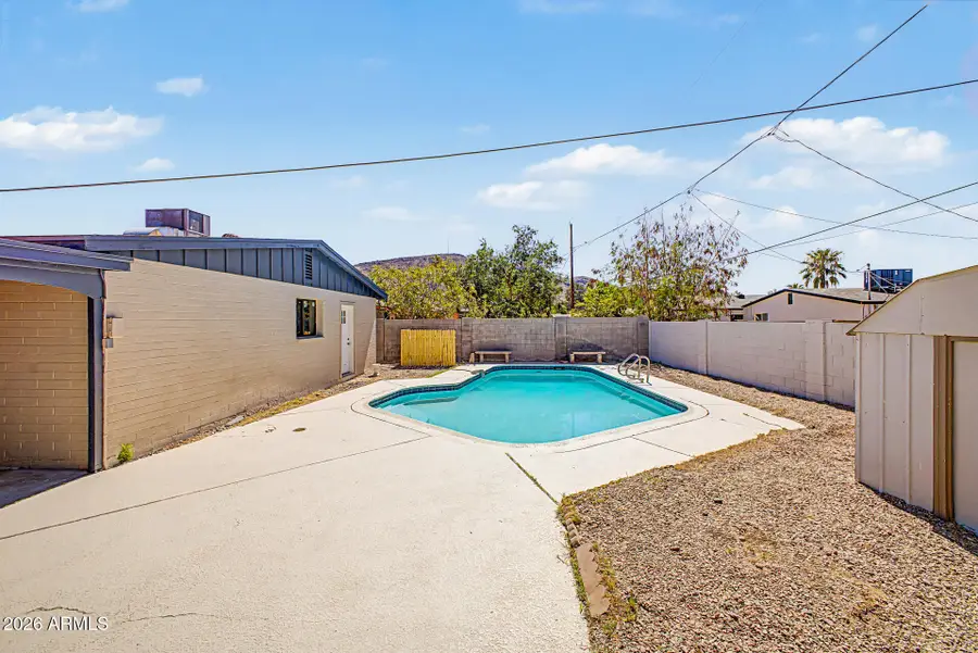 2141 W Laurel Lane, Phoenix, AZ 85029 - #2