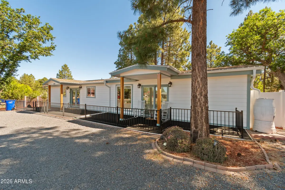 1403 S Julia Lane, Lakeside, AZ 85929 - #1