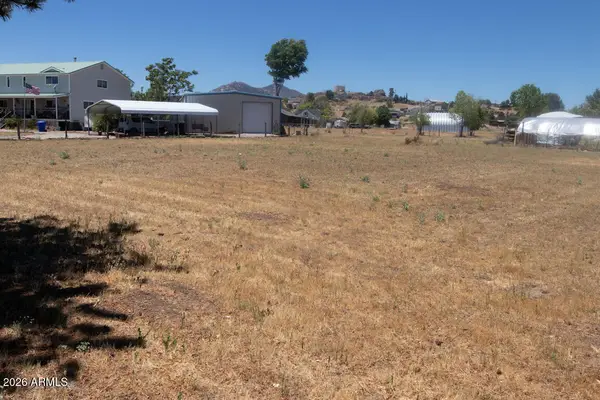 18537 S Baby Hamilton Road #42, Peeples Valley, AZ 86332