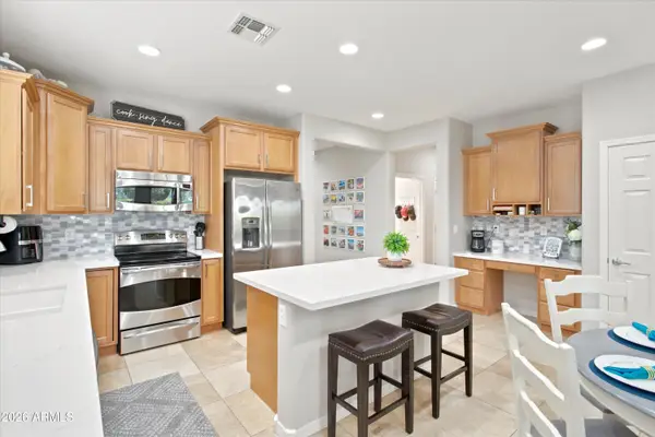 21300 N 262nd Drive, Buckeye, AZ 85396