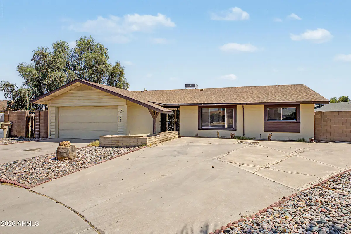 6724 W Oregon Avenue, Glendale, AZ 85303 - #1