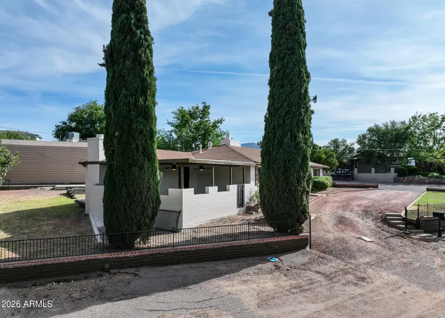 842 1st Avenue, Miami, AZ 85539 - #3