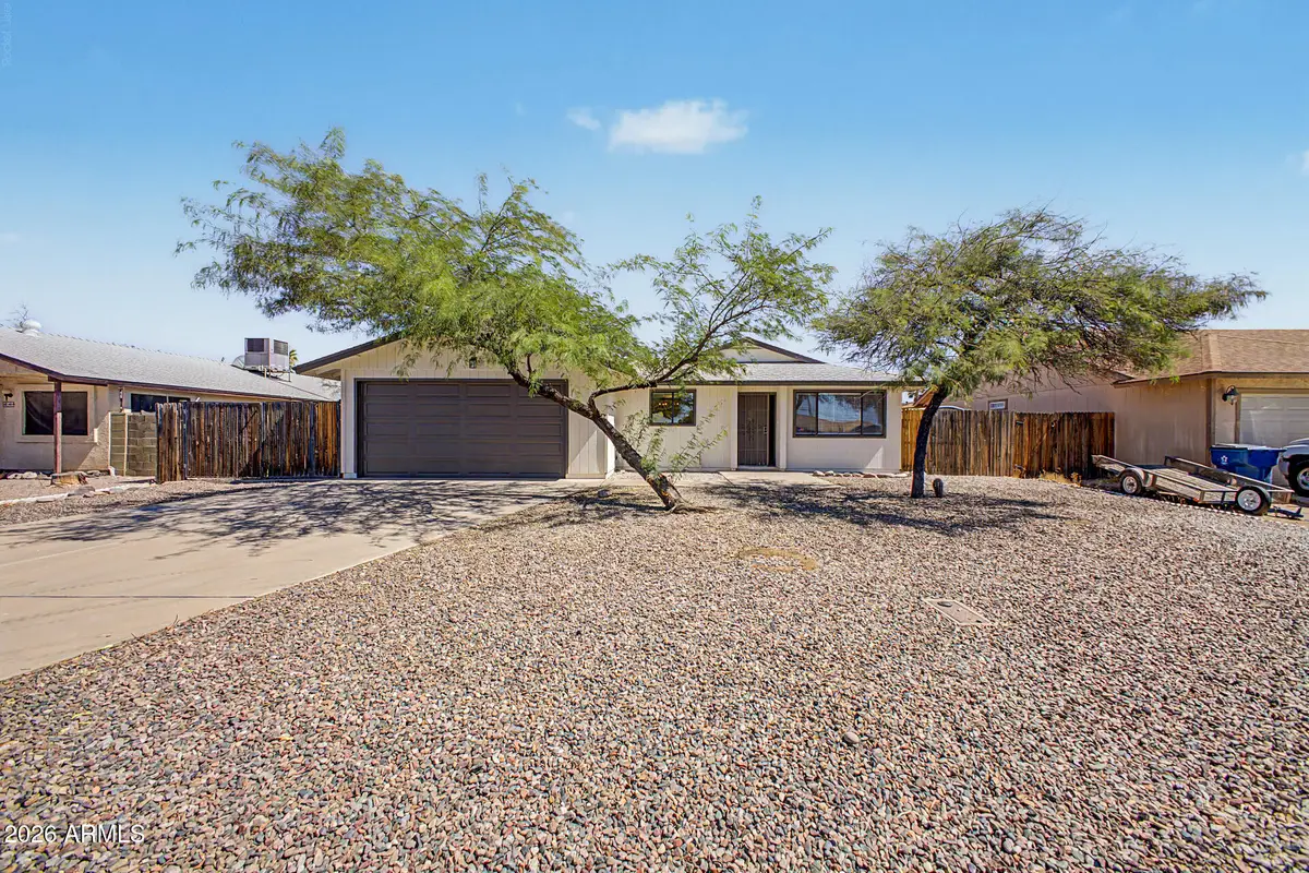 562 E Hondo Avenue, Apache Junction, AZ 85119 - #1