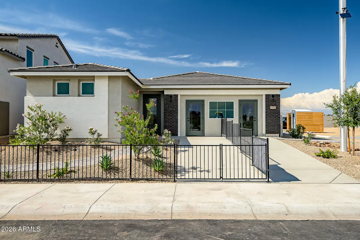 2916 E Villa Avenue, San Tan Valley, AZ 85143 - #1