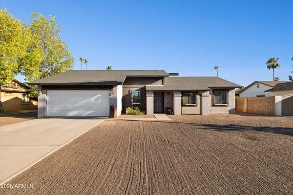 4921 E Winchcomb Drive, Scottsdale, AZ 85254