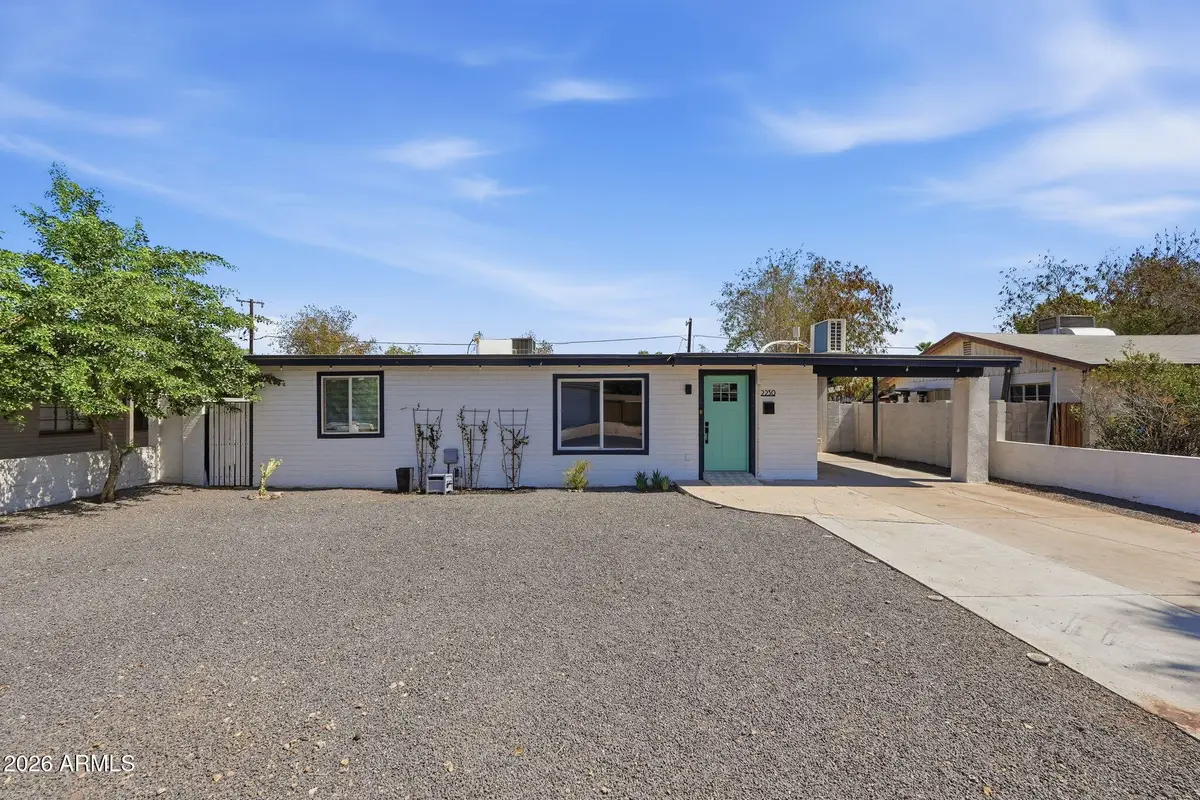 2230 W Cambridge Avenue, Phoenix, AZ 85009 - #1