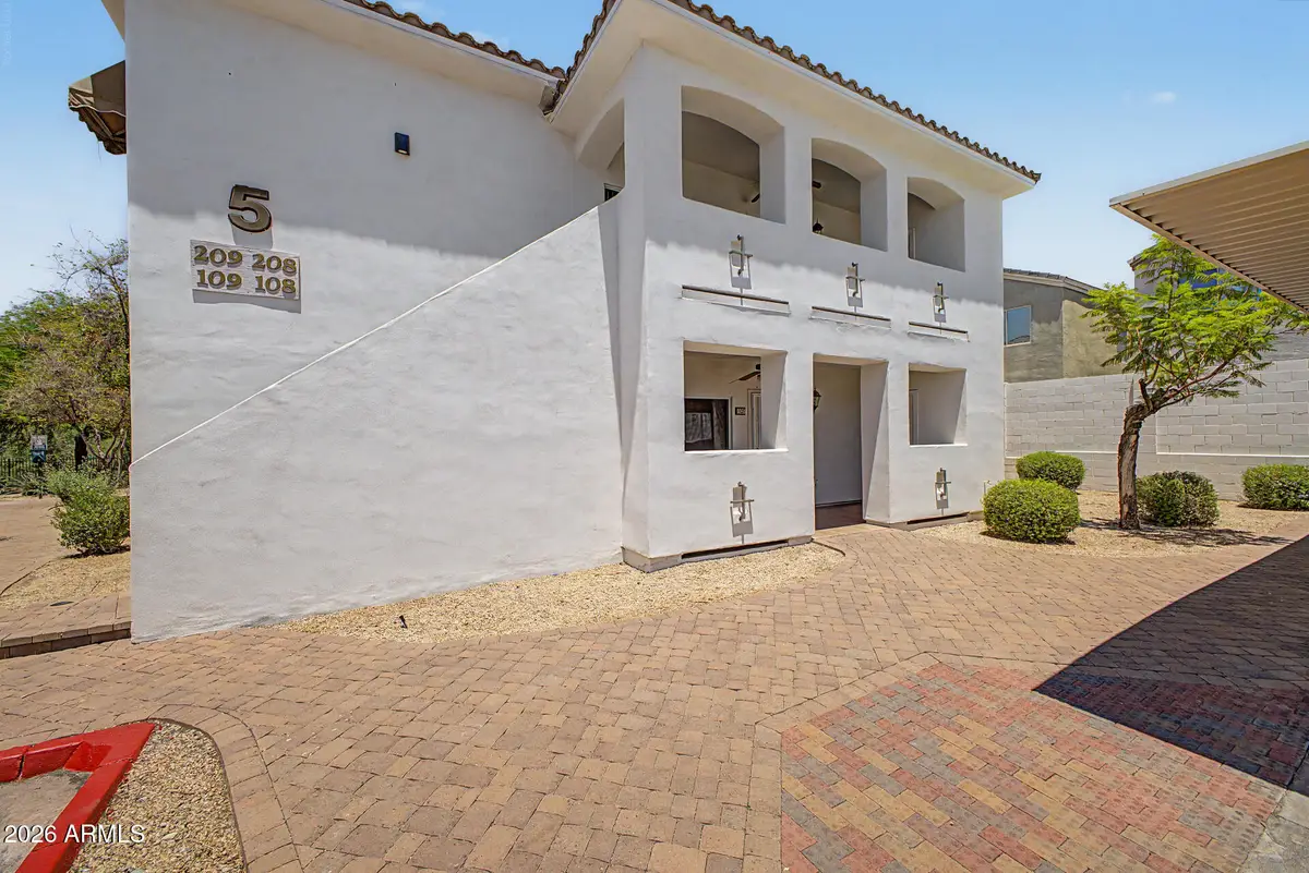 2950 W Louise Drive #108, Phoenix, AZ 85027 - #1
