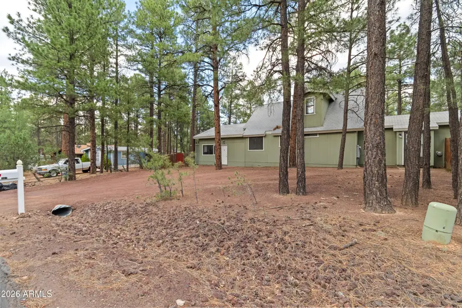 661 N 30th Avenue, Show Low, AZ 85901 - #2