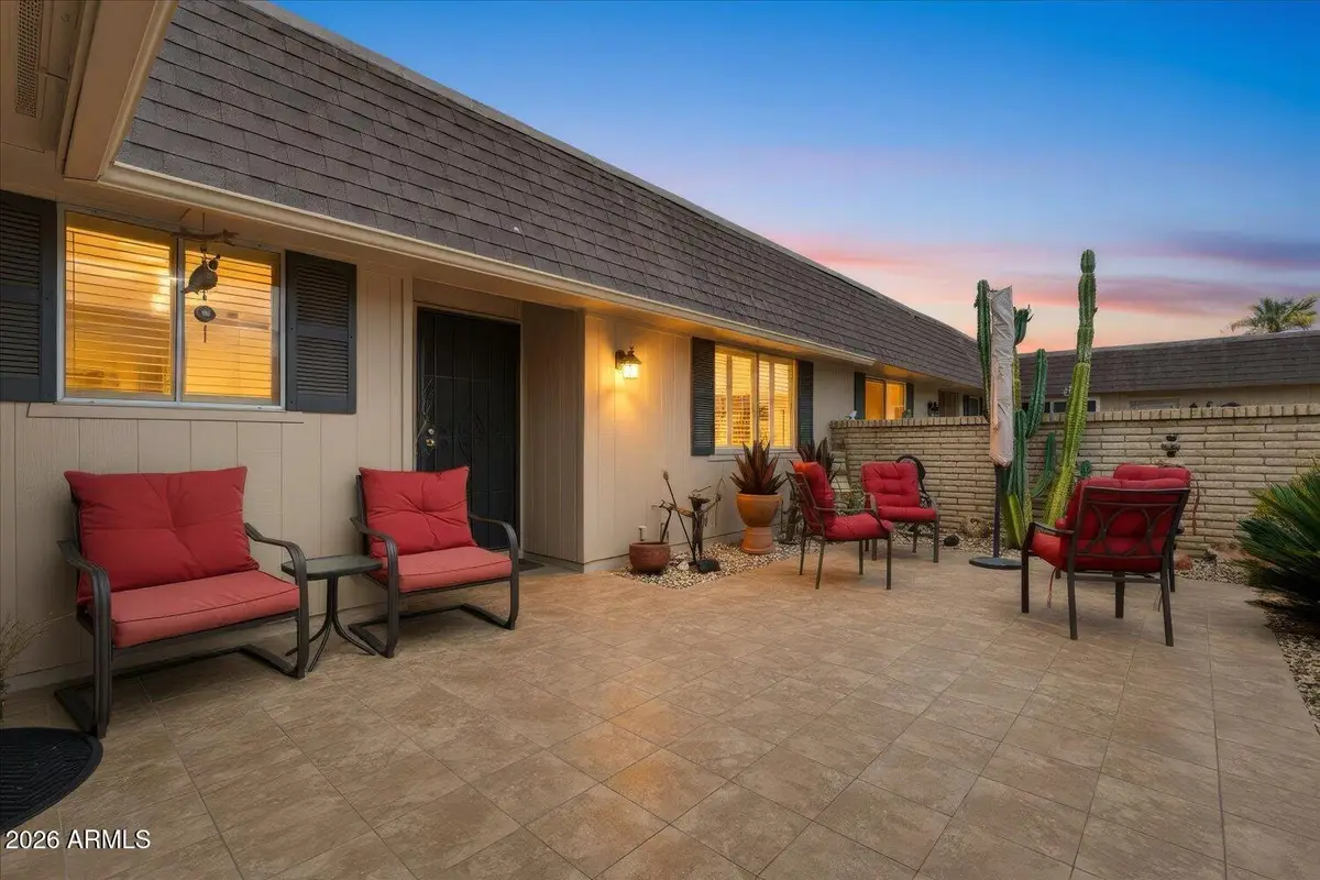 10611 W Saratoga Circle, Sun City, AZ 85351 - #1