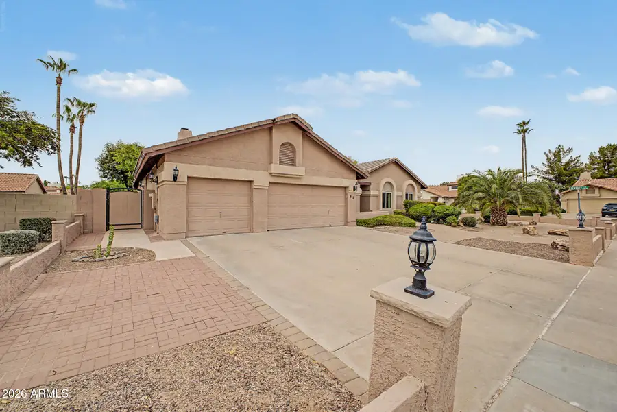 911 E Secretariat Drive, Tempe, AZ 85284 - #2