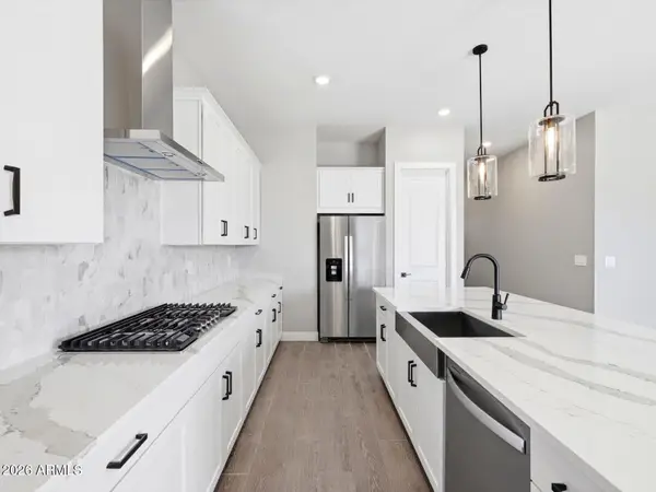 17653 W College Drive, Goodyear, AZ 85395