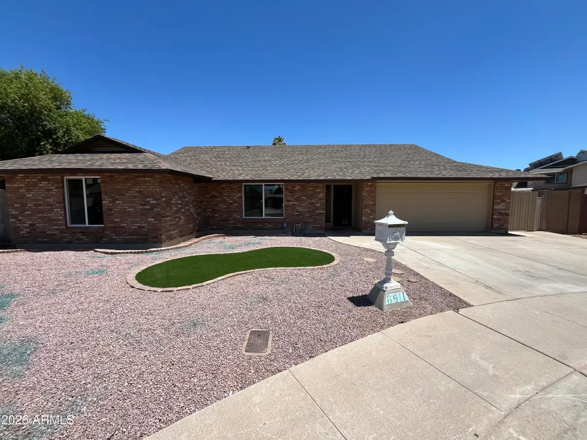 6911 W Vermont Avenue, Glendale, AZ 85303 - #1