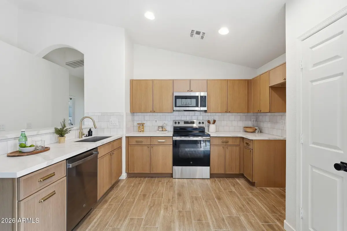 6126 E Roland Street, Mesa, AZ 85215 - #1