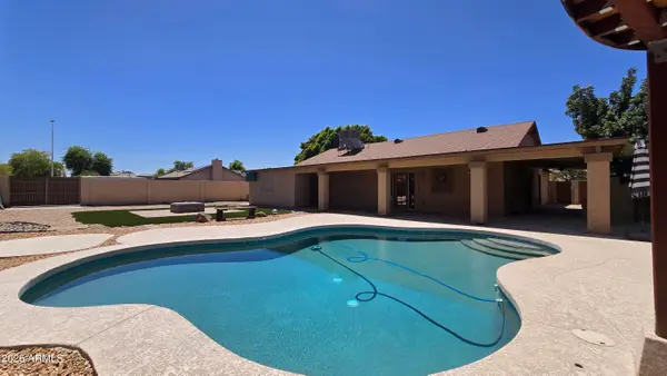 8002 W Maryland Avenue, Glendale, AZ 85303