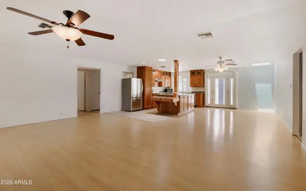 856 E Paradise Lane, Phoenix, AZ 85022