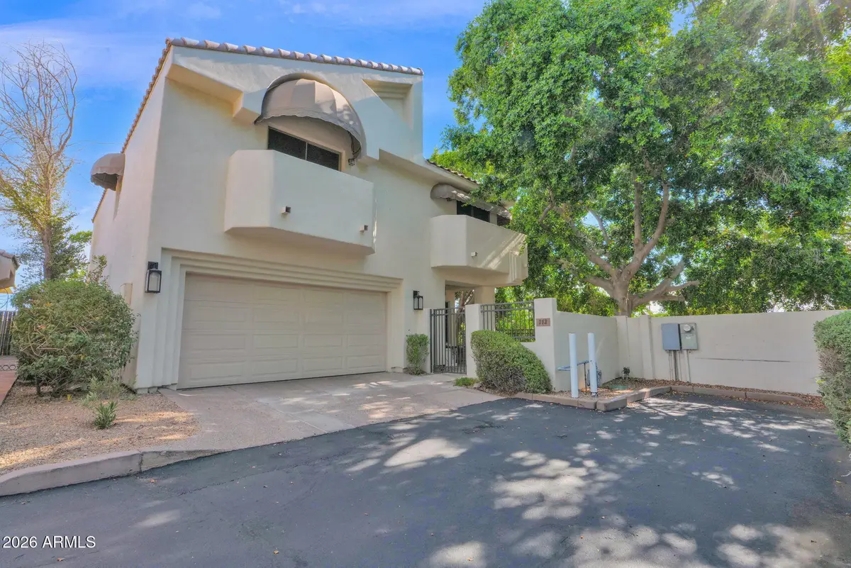 7240 N Dreamy Draw Drive #113, Phoenix, AZ 85020 - #1