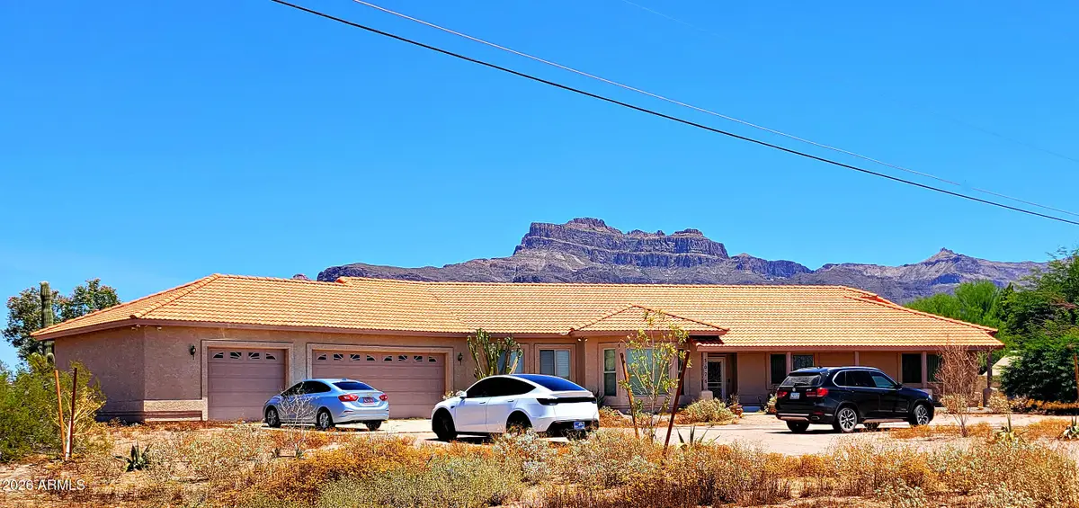 5076 E 18th Avenue, Apache Junction, AZ 85119 - #1