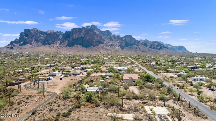 4884 E Pioneer Street, Apache Junction, AZ 85119 - #3