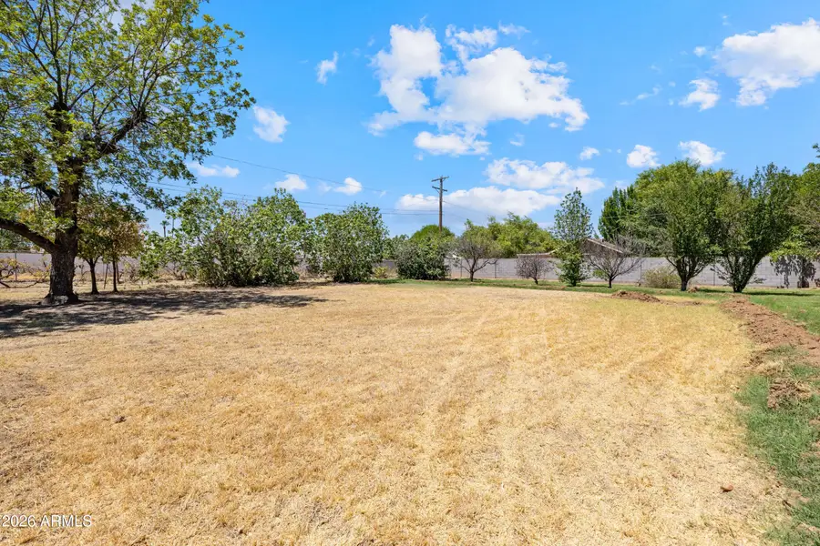 5704 N 11th Avenue, Phoenix, AZ 85013 - #3