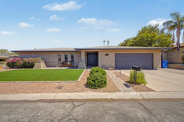 2802 E Mission Lane, Phoenix, AZ 85028