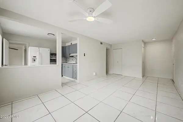 2549 W Rose Lane #A-113, Phoenix, AZ 85017