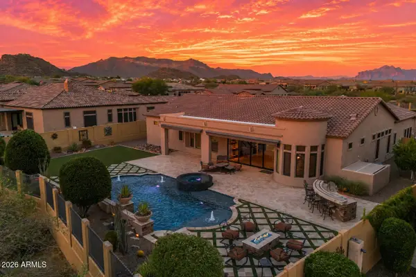 2312 N Steele Circle, Mesa, AZ 85207