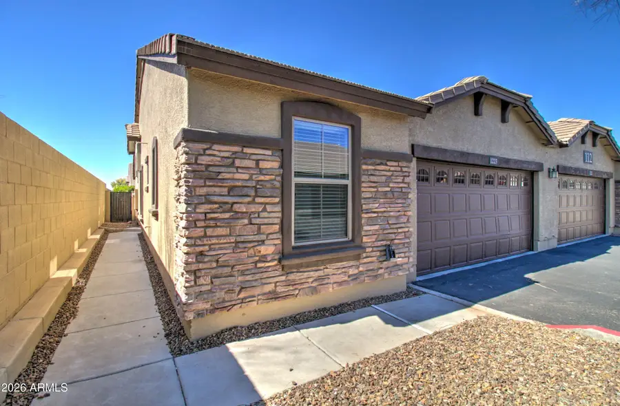 2725 E Mine Creek Road #1223, Phoenix, AZ 85024 - #3