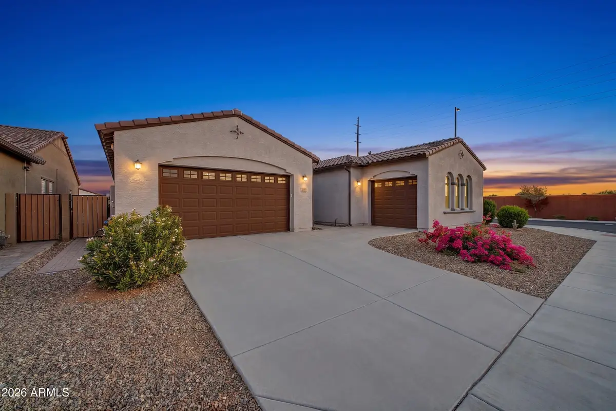 256 E Gemini Place, Chandler, AZ 85249 - #1