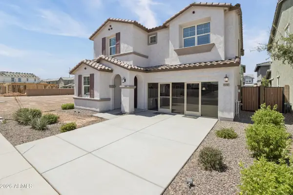 8340 E Petra Avenue, Mesa, AZ 85212
