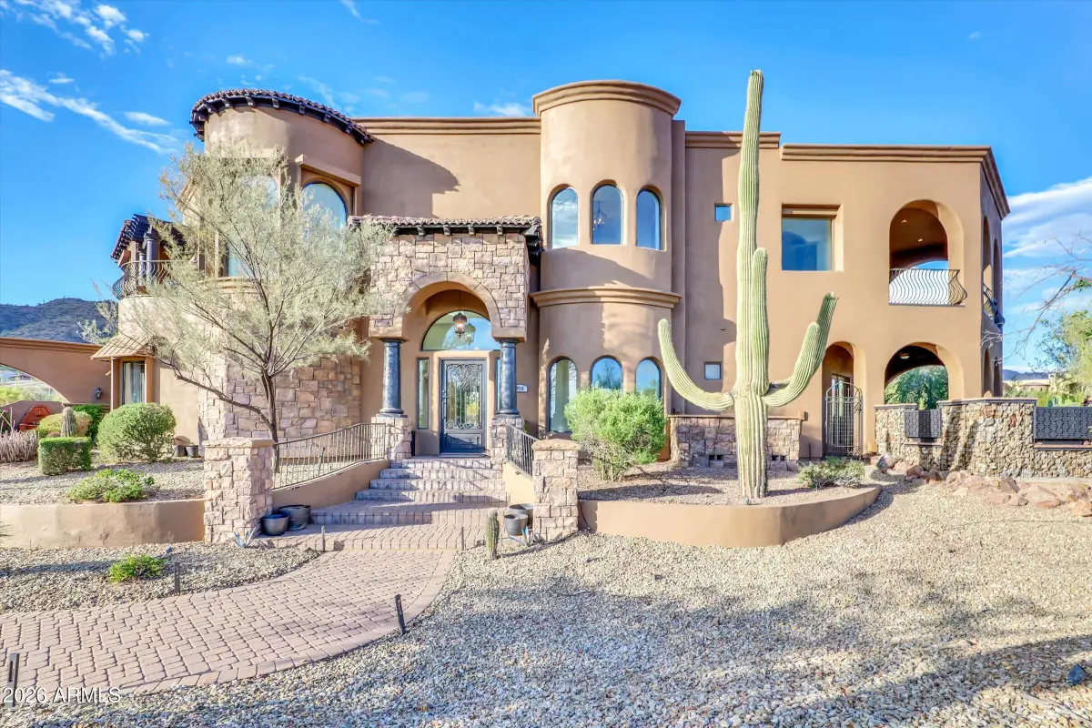 8746 E Russell Street, Mesa, AZ 85207 - #1